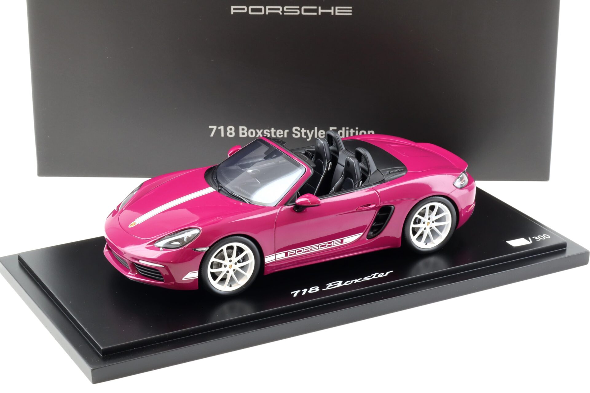 ID 91730 orig.jpg 1:18 Spark Porsche 718 Boxster Style Edition Ruby Star Neo WAP DEALER