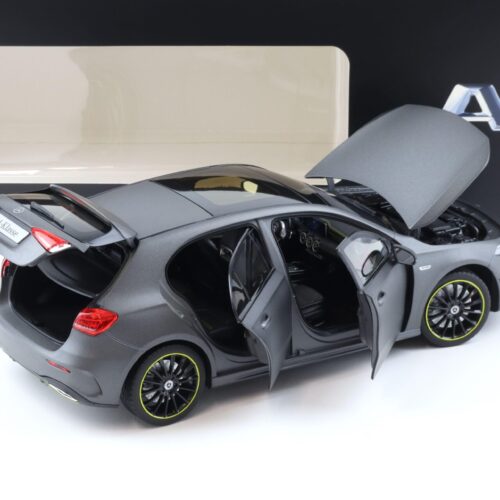 1:18 Norev Mercedes A-Klasse W177 AMG Line mountain grey magno DEALER VERSION