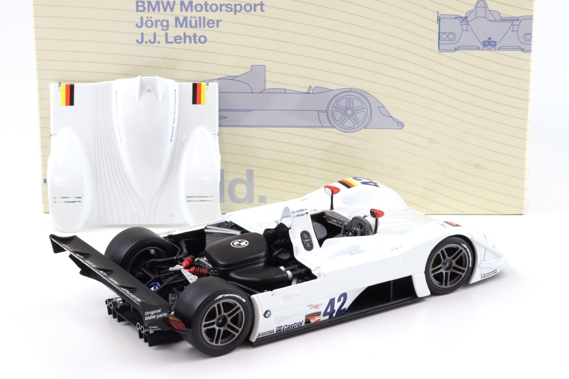 1:18 Kyosho BMW V12 LMR BMW Motorsport #42 Letho/ Müller DEALER VERSION