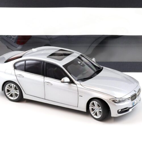 1:18 Paragon BMW 3 Series 335i F30 Limousine Glacier silver DEALER VERSION