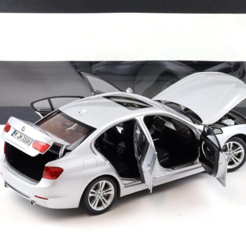 1:18 Paragon BMW 3 Series 335i F30 Limousine Glacier silver DEALER VERSION