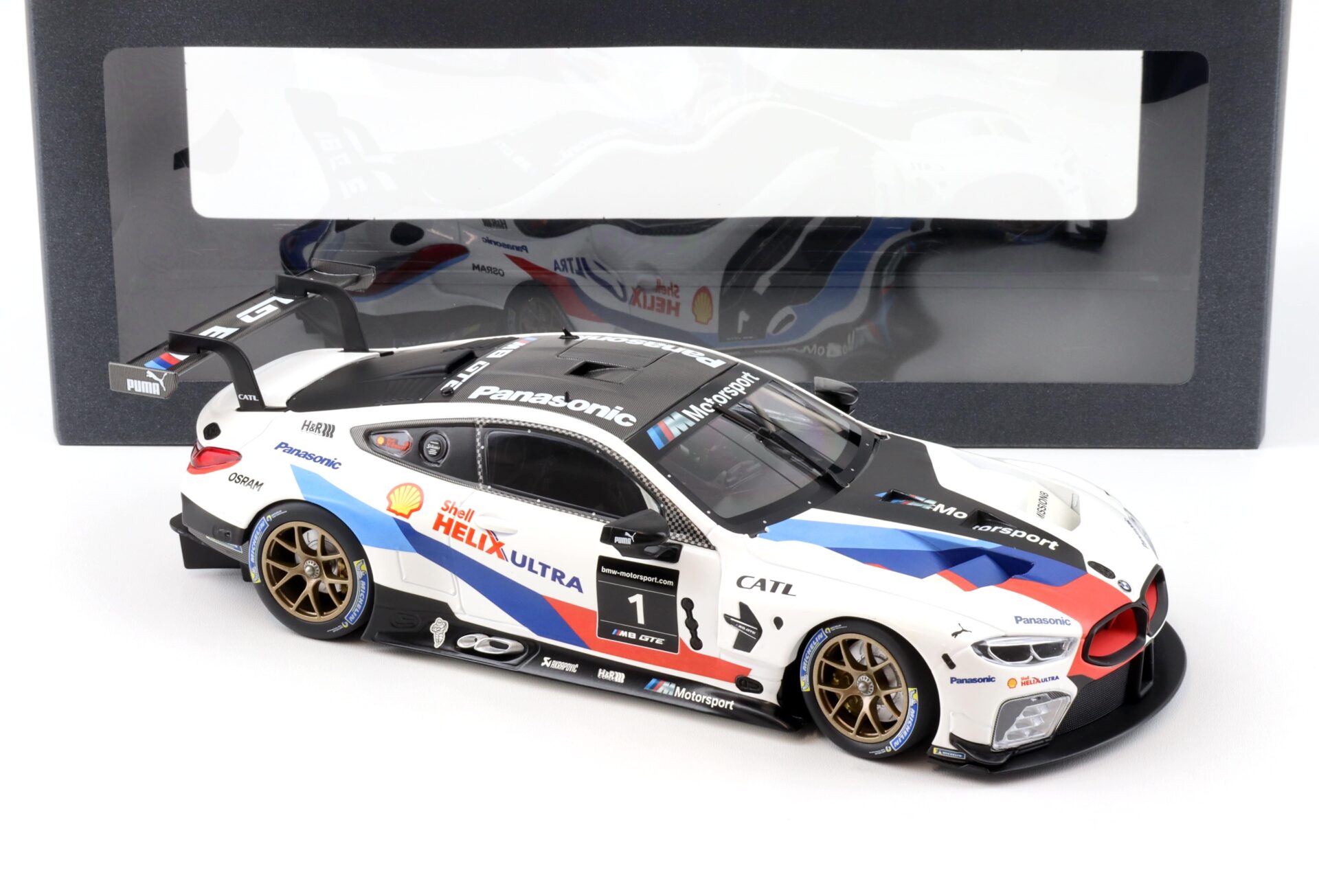 1:18 Minichamps BMW M8 GTE #1 Missin 8 Press Version 2018 white DEALER VERSION