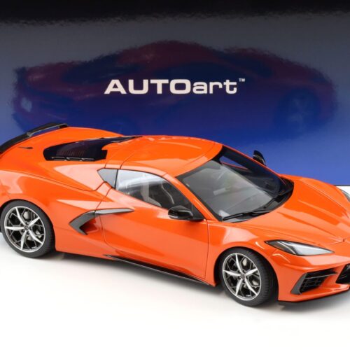 1:18 AUTOart Chevrolet Corvette C8 Stingray Z51 Sebring orange 2020
