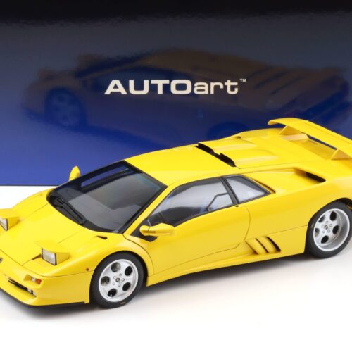 1:18 AUTOart Lamborghini Diablo SE30 JOTA 1995 Superfly yellow 79144