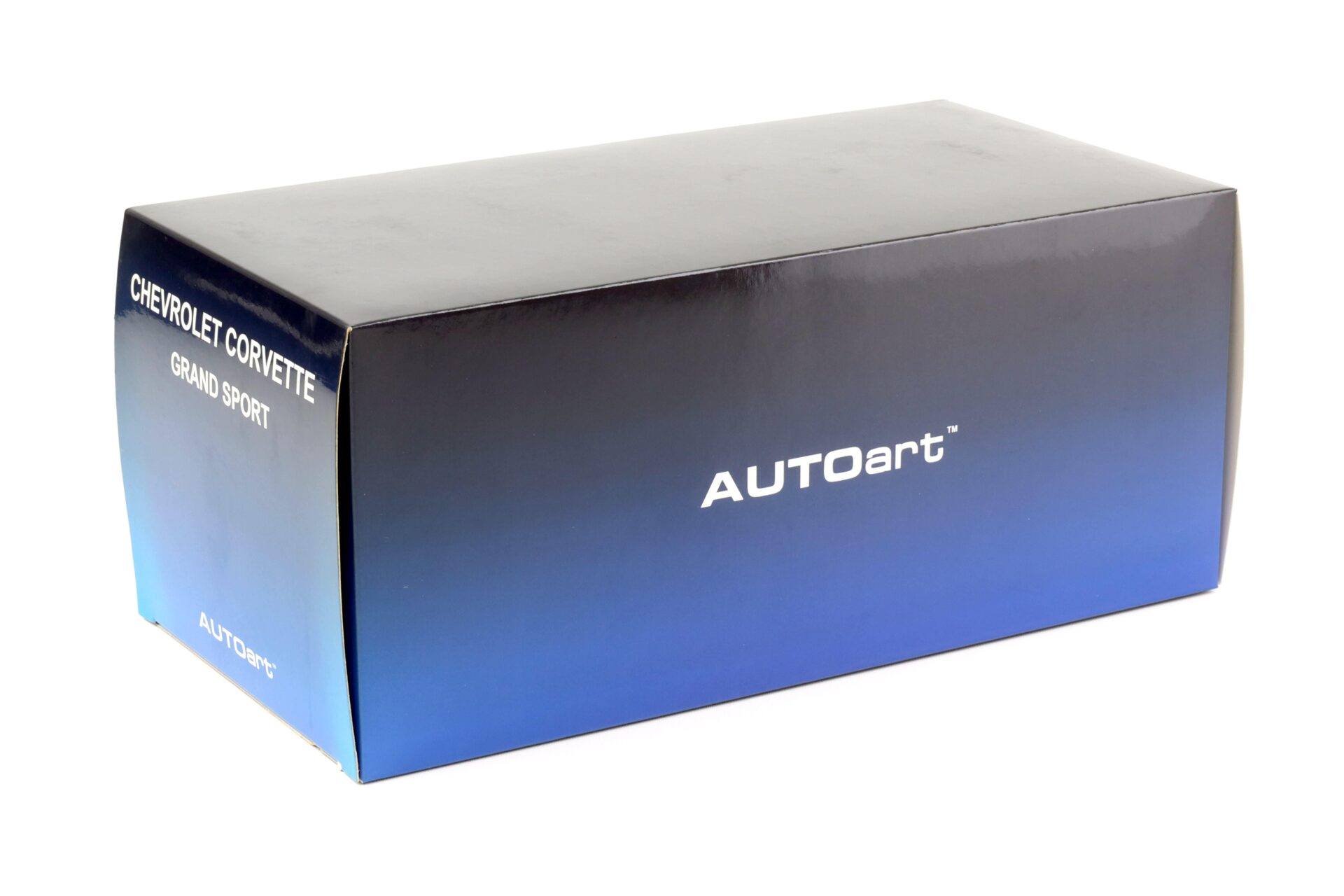 1:18 AUTOart Chevrolet Corvette C7 Grand Sport Arctic white/ blue stripes 71271