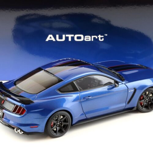 1:18 AUTOart Ford Shelby GT-350R Coupe Lightning blue 72933