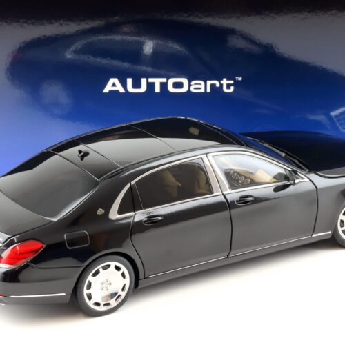 1:18 AUTOart Mercedes - Maybach S-Klasse S600 Limousine black 76293