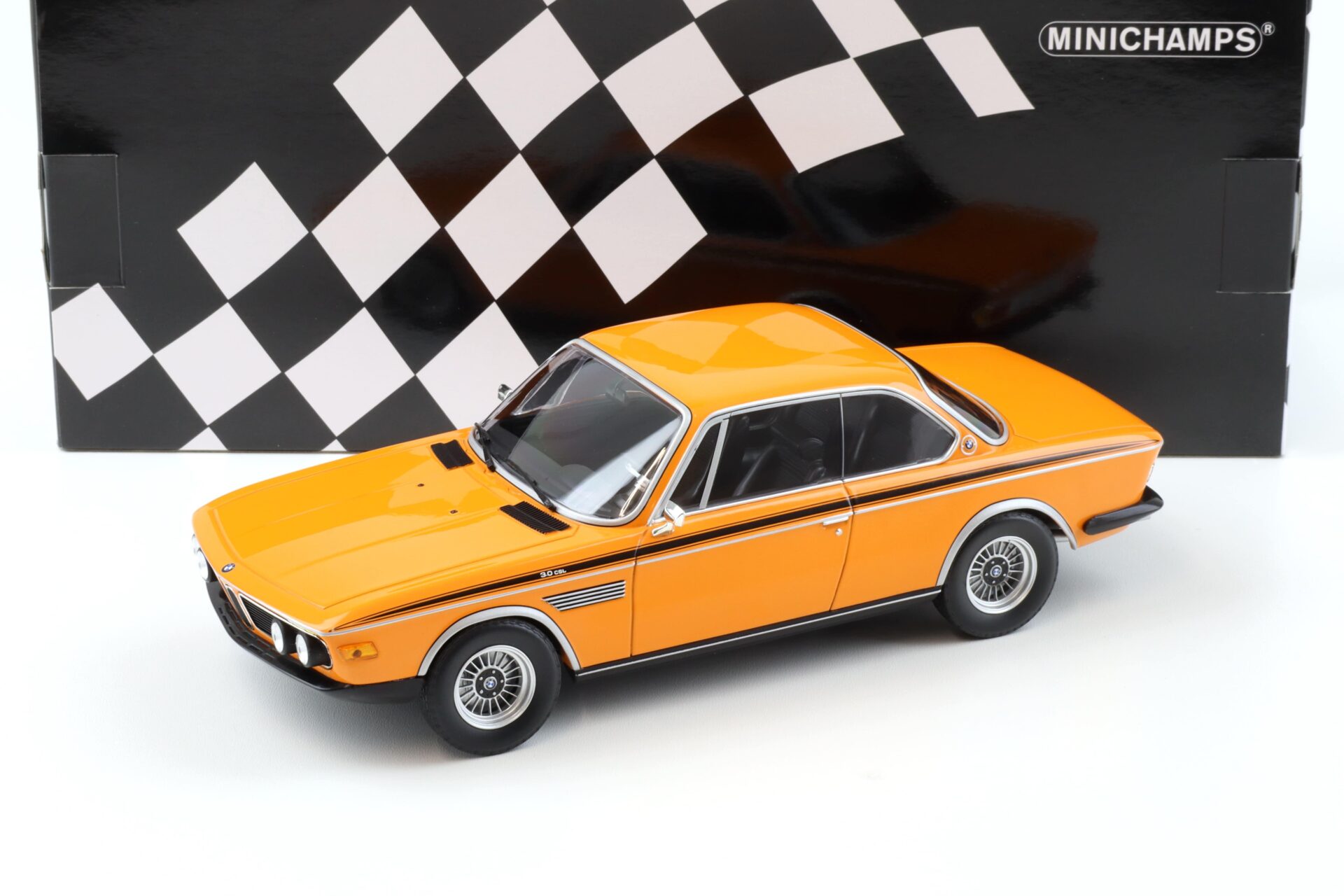 1:18 Minichamps BMW 3.0 CSL Coupe 1971 orange