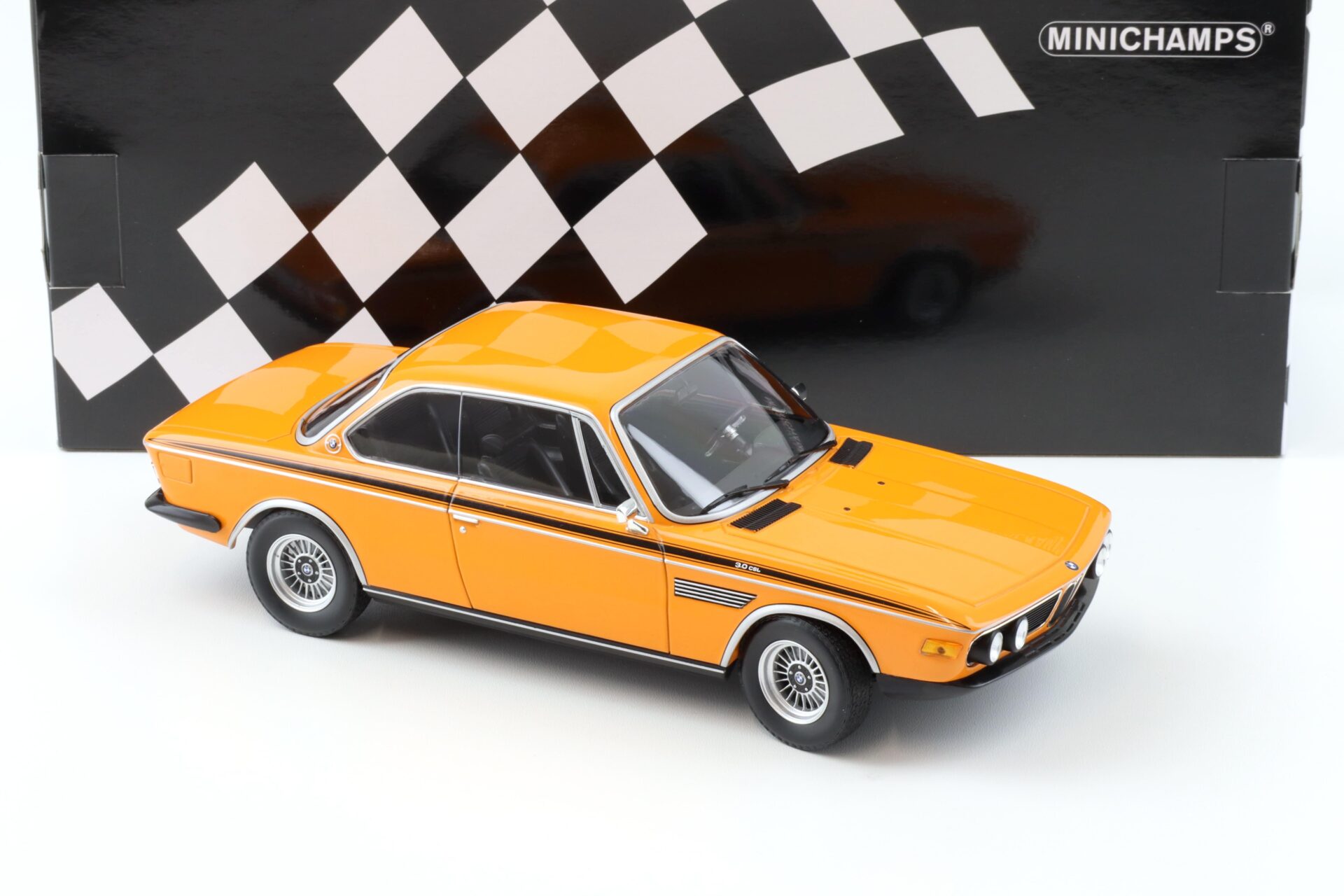1:18 Minichamps BMW 3.0 CSL Coupe 1971 orange