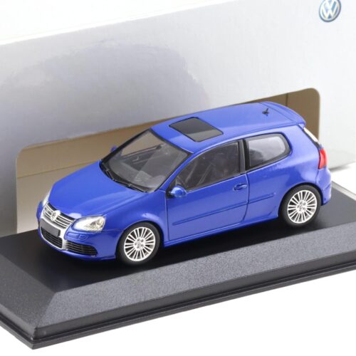 1:43 Minichamps VW Golf V R32 deep blue metallic DEALER VERSION