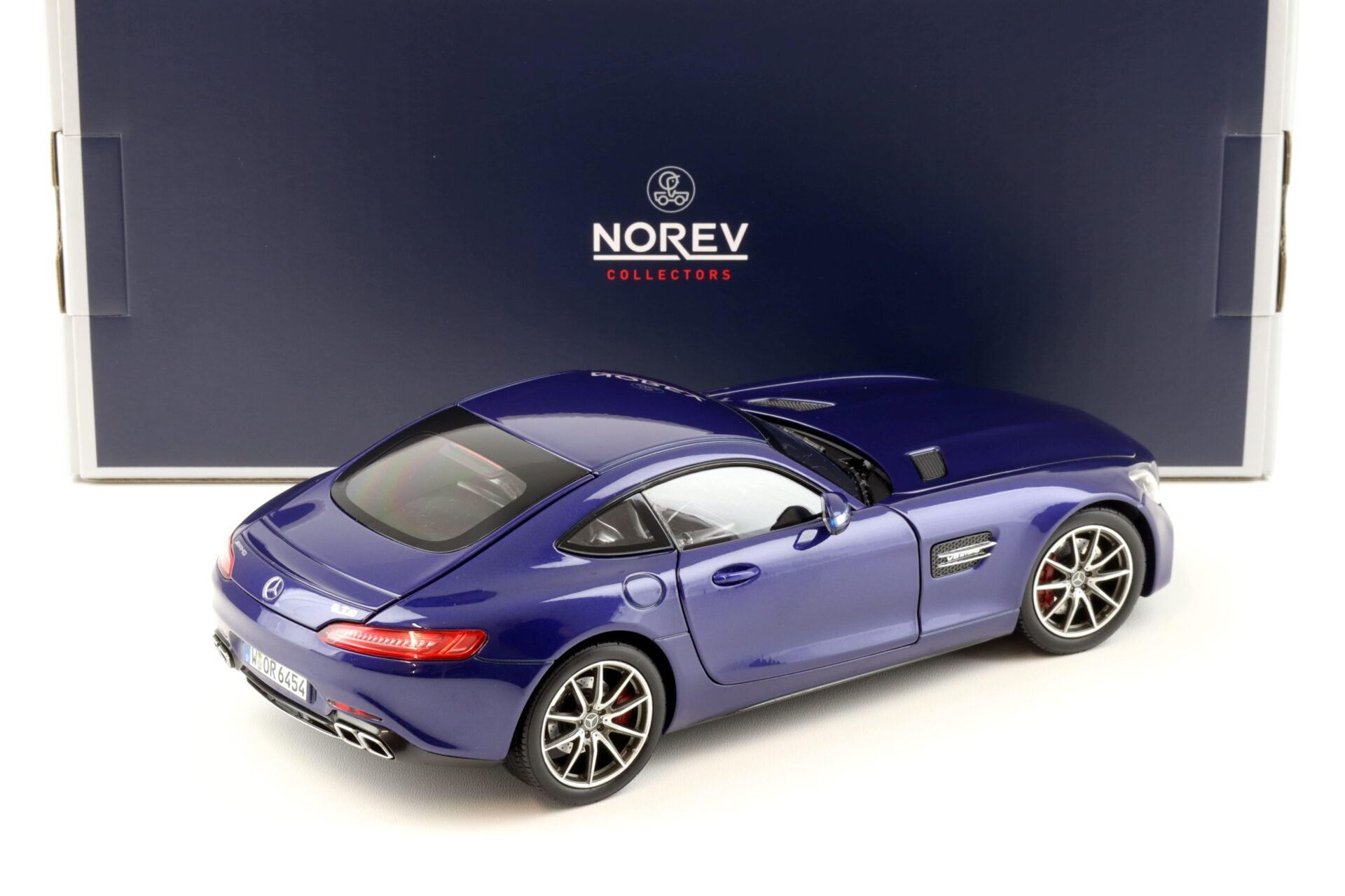 1:18 Norev Mercedes AMG GT S Coupe 2019 (C190) blue metallic