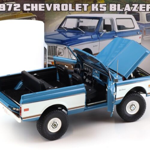 1:18 ACME 1972 Chevrolet K5 Blazer Lifted off-road Version blue/ white