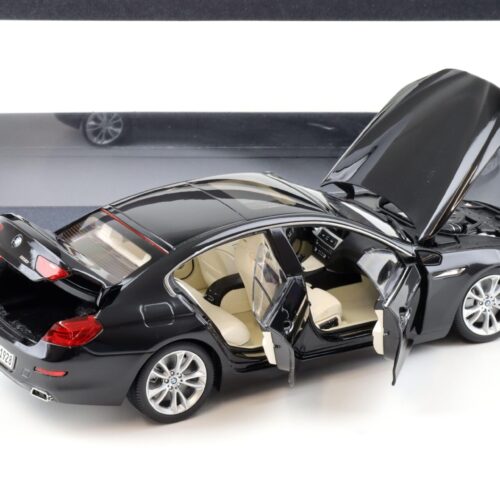 1:18 Paragon 2013 BMW 6 Series 650i F06 Gran Coupe black Sapphire DEALER VERSION