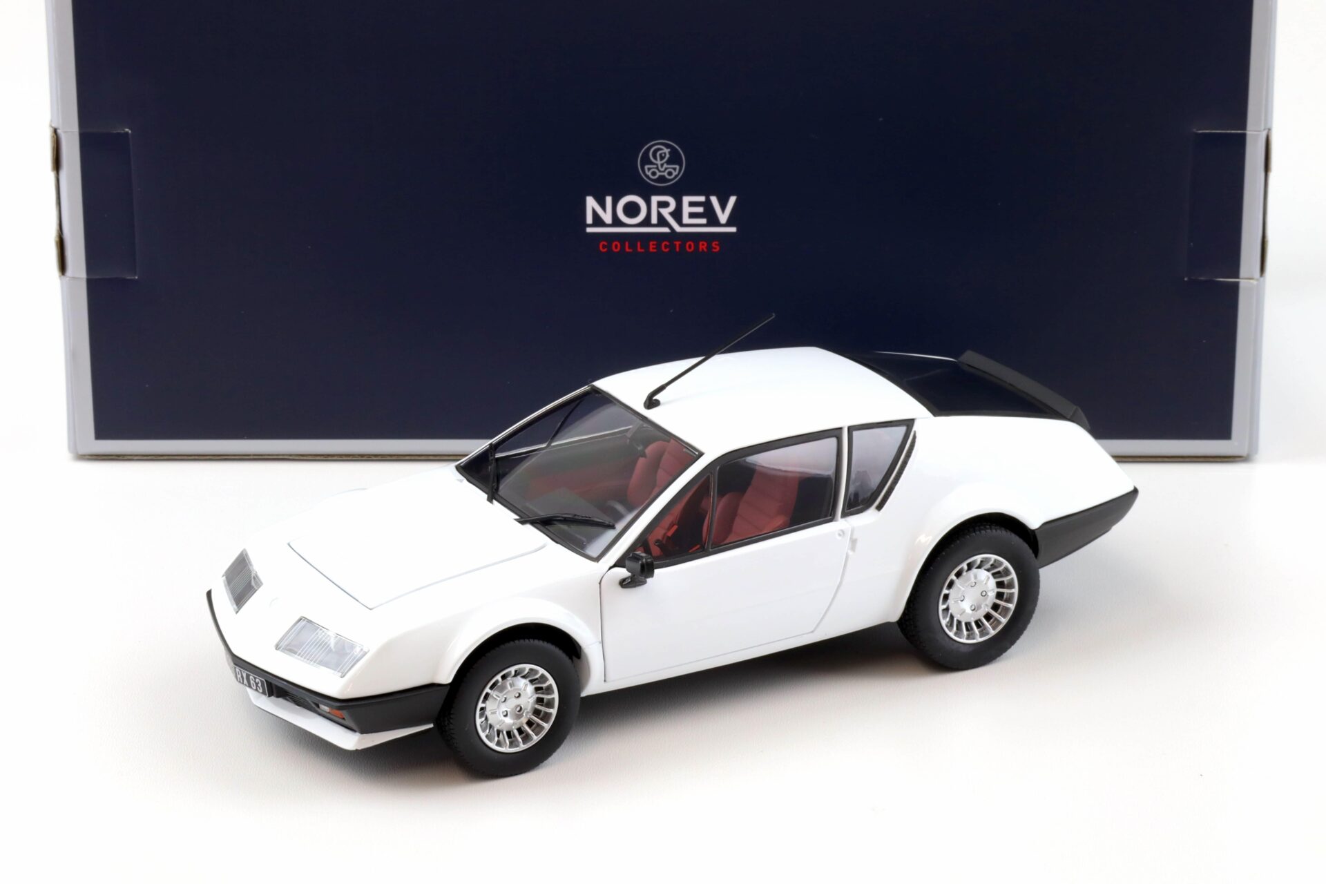 ID 93134 orig 1.jpg 1:18 Norev Renault Alpine A310 Coupe 1981 white 185142
