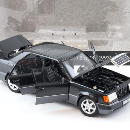 1:18 Norev Mercedes 500 E W124 5.0 V8 Limousine blue-black met. DEALER VERSION - Image 5