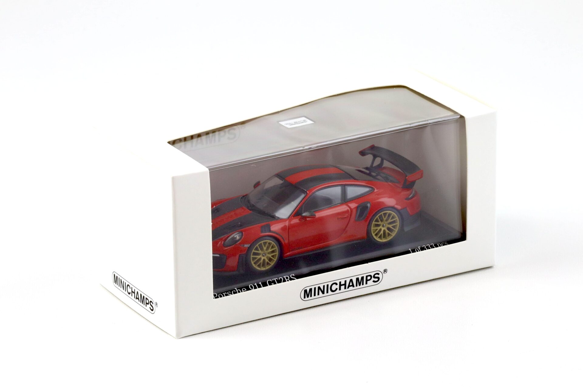 1:43 Minichamps Porsche 911 (991.2) GT2 RS Weissach Package 2018 Indisch red/ gold wheels