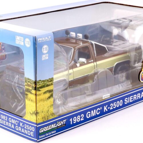 1:18 Greenlight 1982 GMC K-2500 Sierra Grande Wideside FALL GUY Stuntman Association