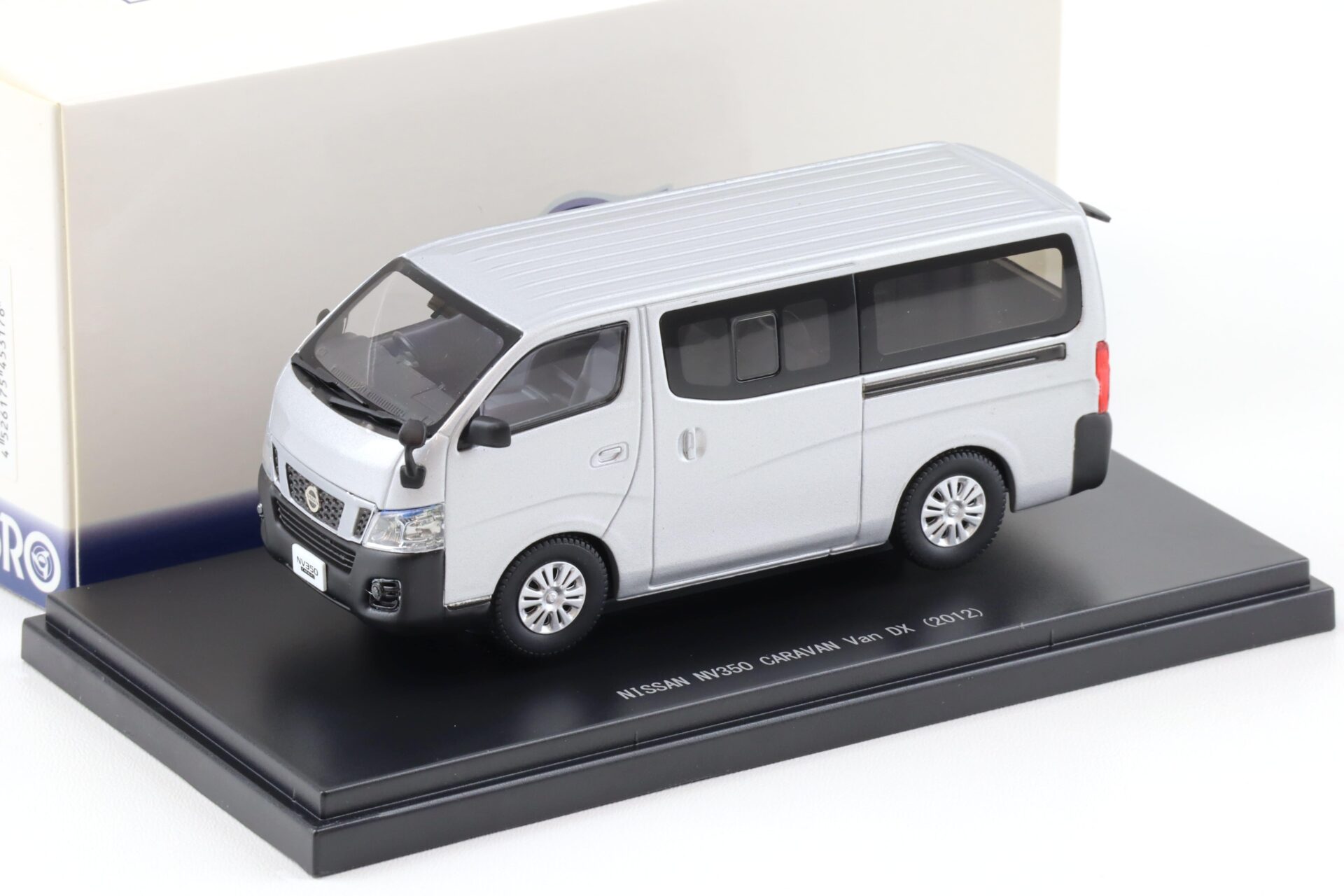 1:43 Ebbro Nissan NV350 Caravan Van DX 2012 silver metallic