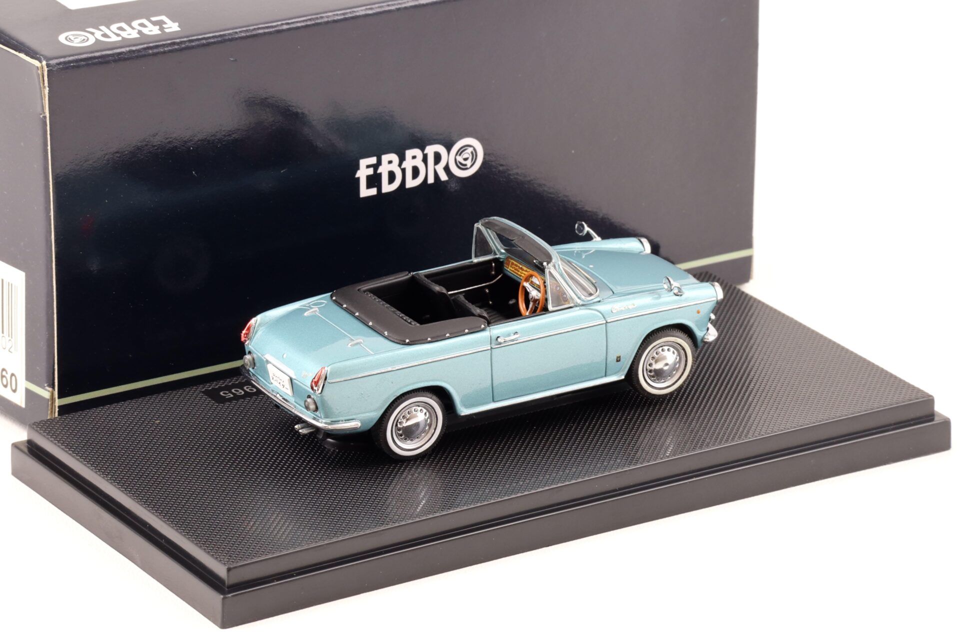 1:43 Ebbro Daihatsu Compagno Spider 1965 blue