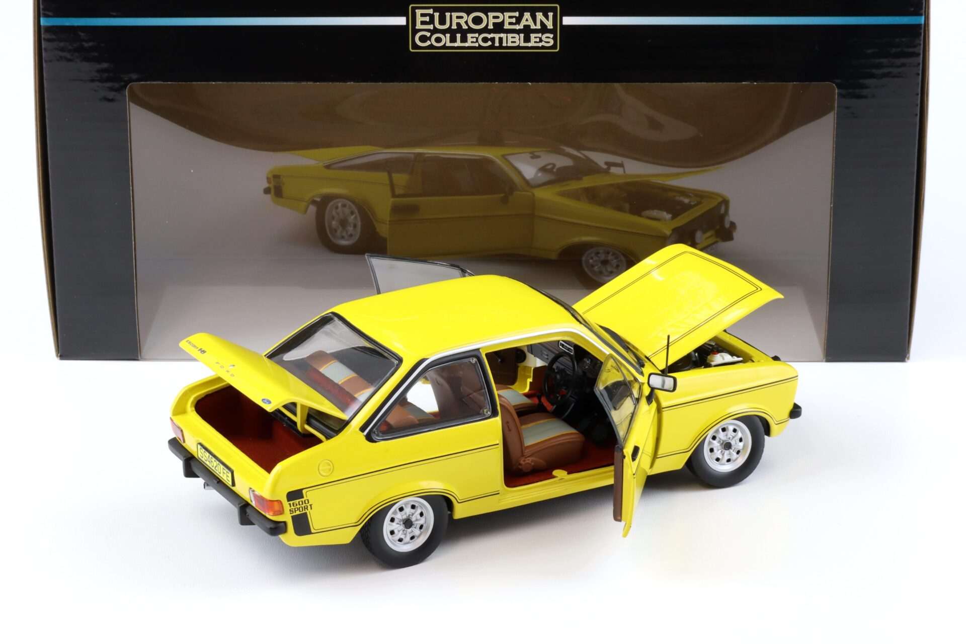 1:18 Sun Star Ford Escort MKII Sport 1975 Signal yellow