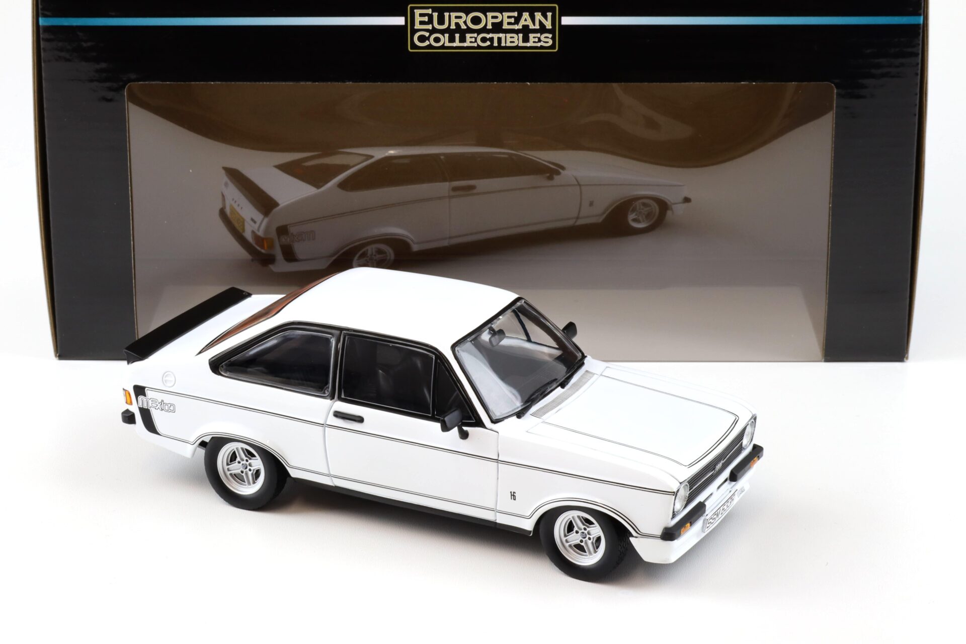 1:18 Sun Star Ford Escort MKII RS Mexico 1976 Diamond white