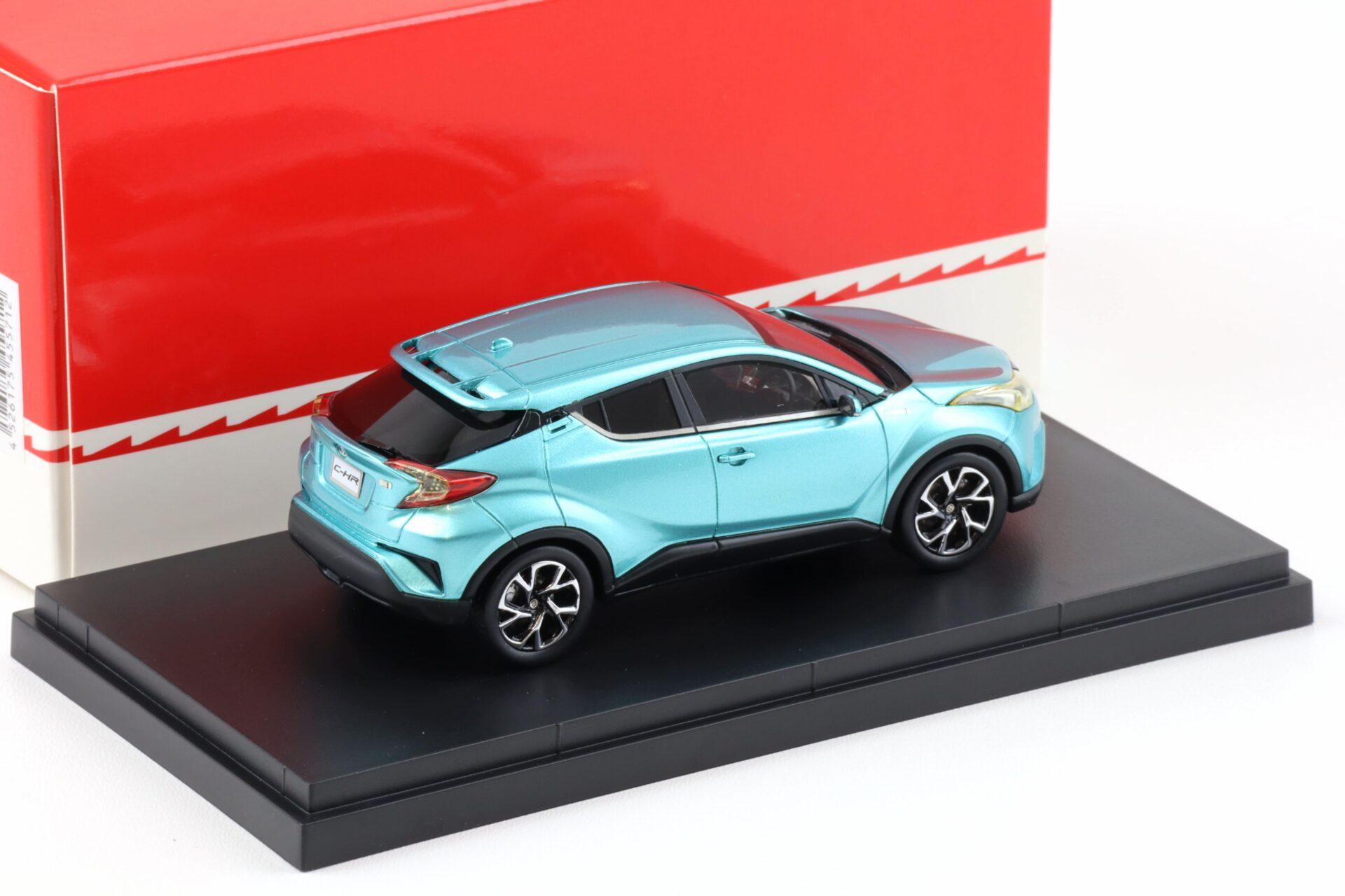 1:43 Ebbro Toyota C-HR Radiant green metallic 2016