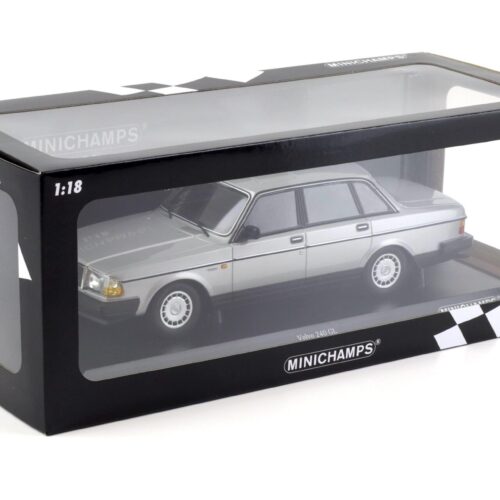 1:18 Minichamps Volvo 240 GL Limousine 1986 silver metallic
