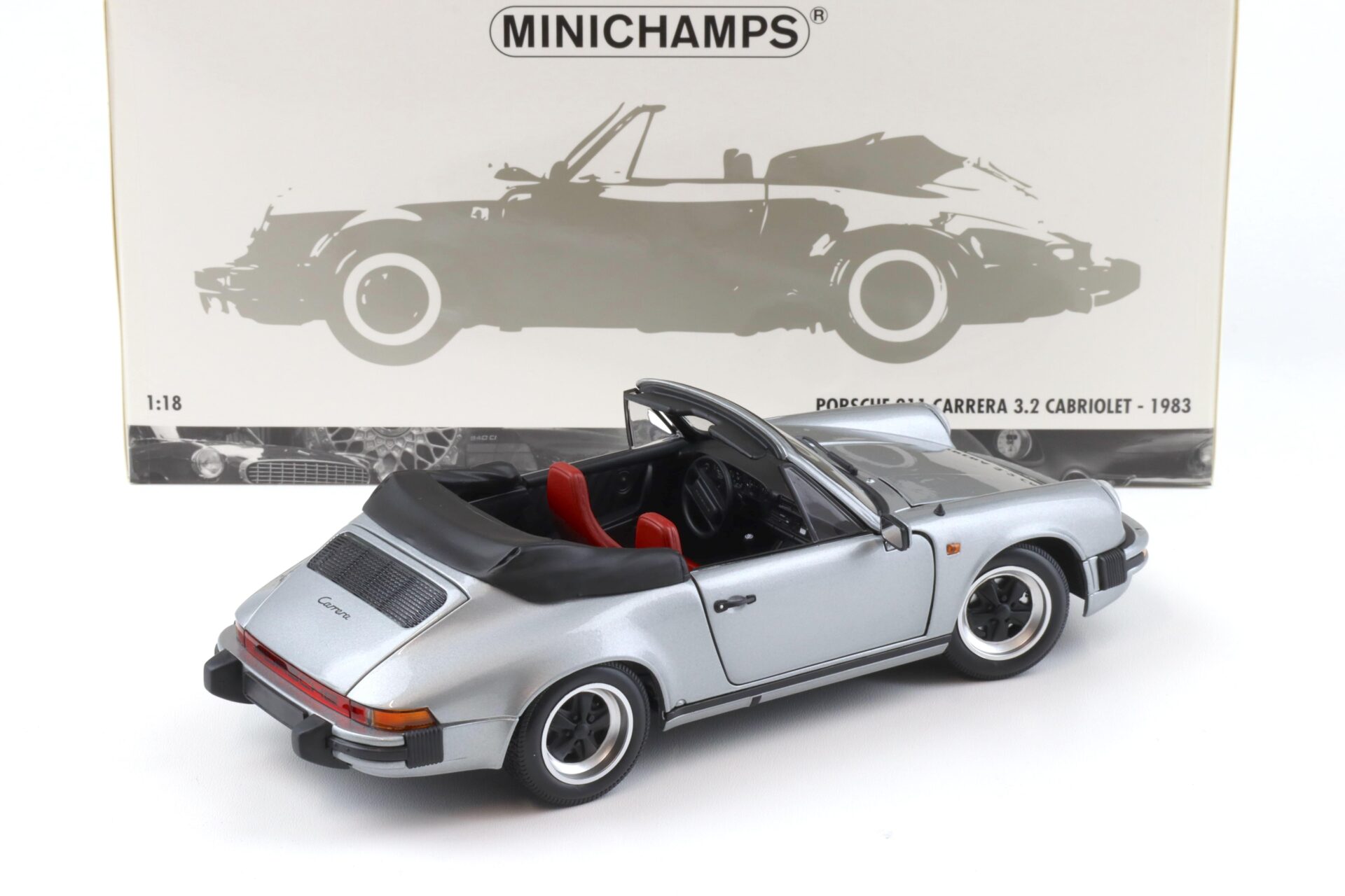 1:18 Minichamps Porsche 911 Carrera 3.2 Cabriolet 1983 grey metallic