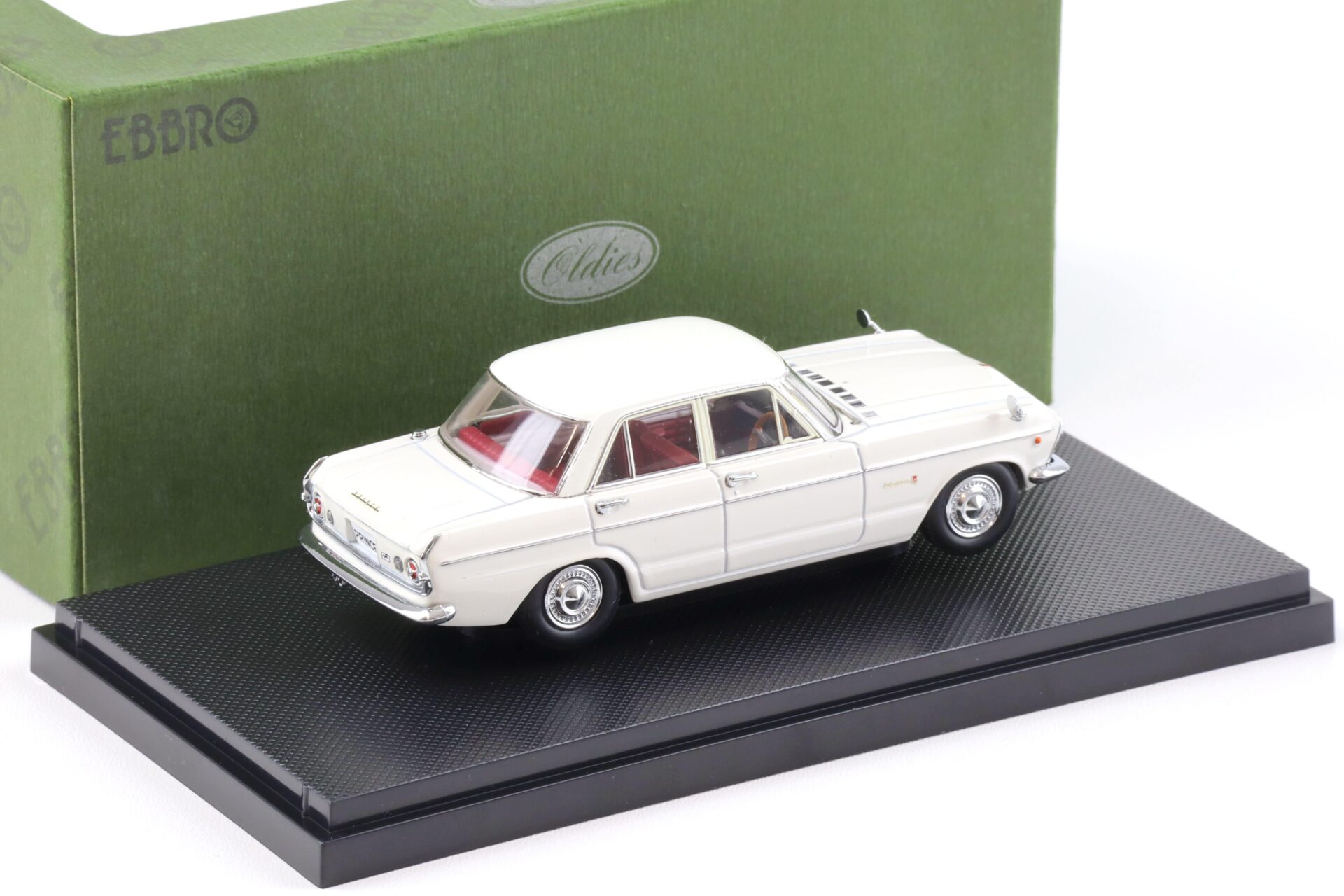1:43 Ebbro Nissan Prince Skyline 2000 GTB 1965 white