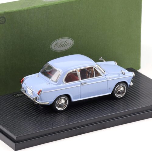 1:43 Ebbro Daihatsu Compagno Berlina 800 blue 1963