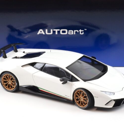 1:18 AUTOart Lamborghini Huracan Performante Bianco Monocerus/ solid white 79151