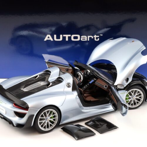 1:18 AUTOart Porsche 918 Spyder Weissach Package 2013 Liquid metal chrome blue 77923