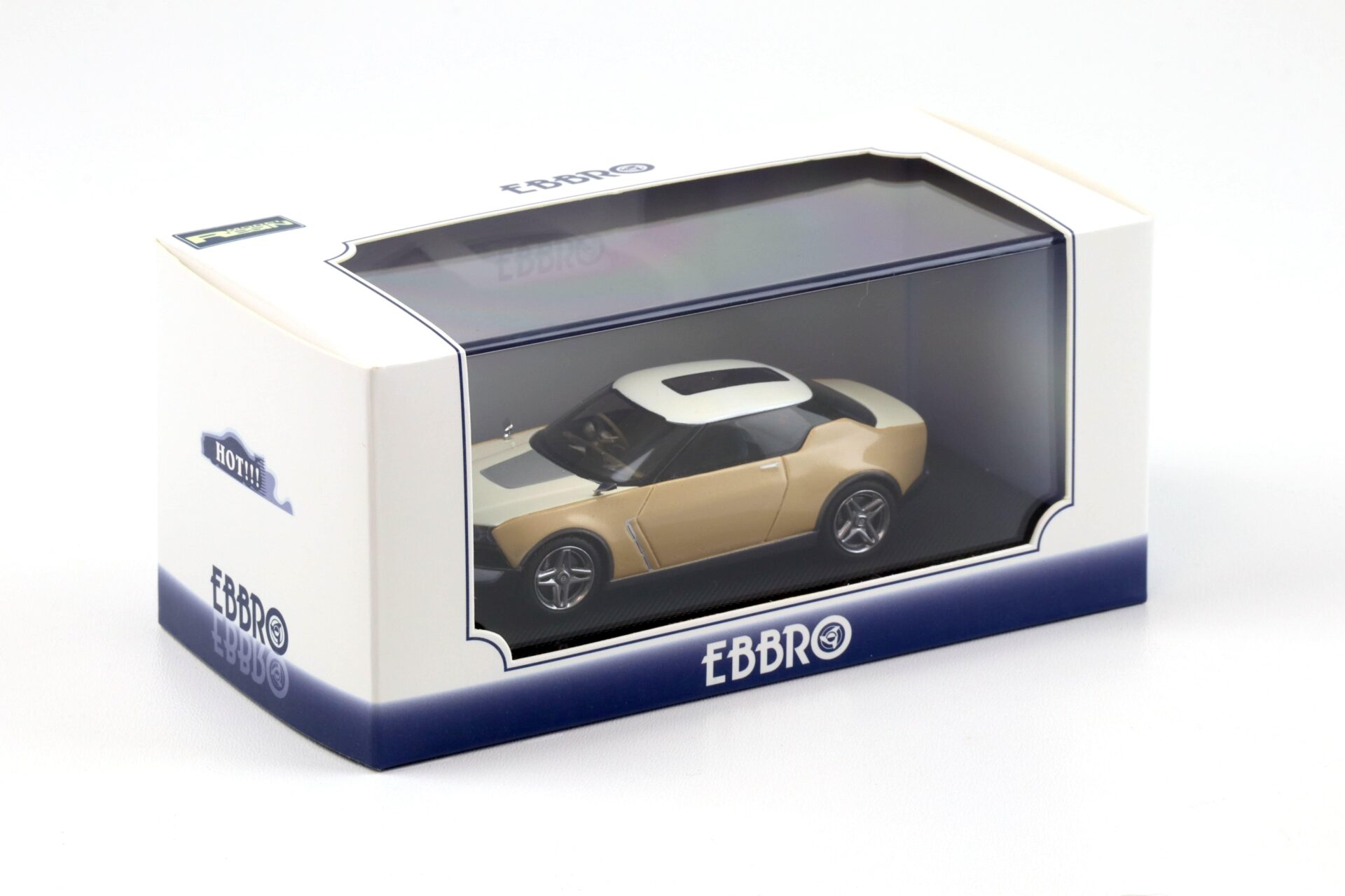 1:43 Ebbro Nissan IDx FREEFLOW beige/ white