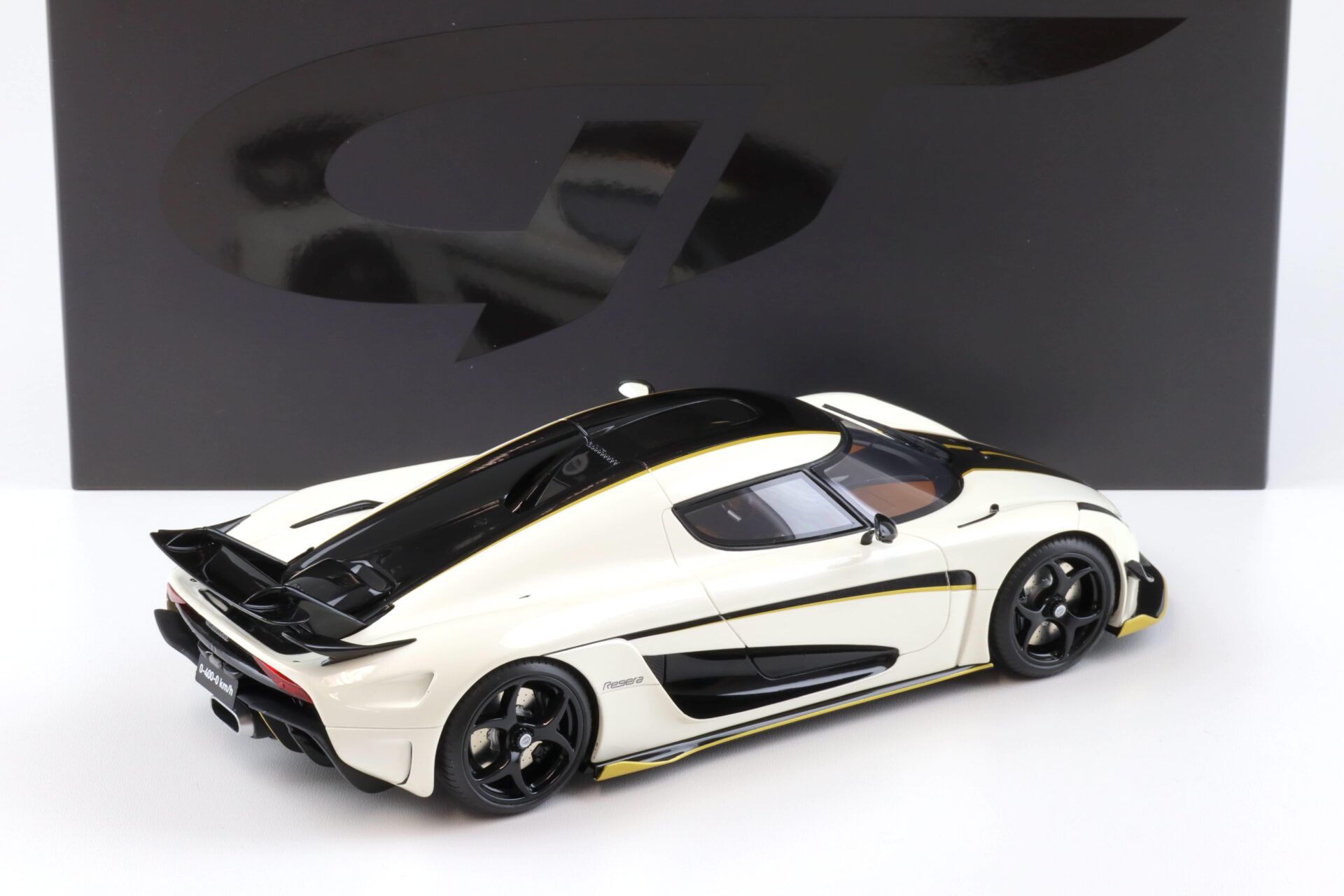1:18 GT Spirit GT913 Koenigsegg Regera World Record Crystal white 2023