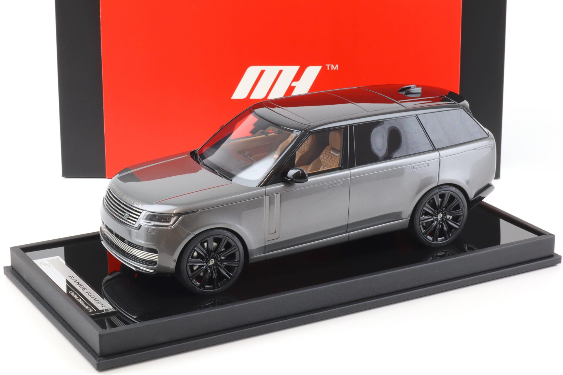 1:18 Motorhelix LCD Range Rover Autobiography 2023 grey metallic MH026GS