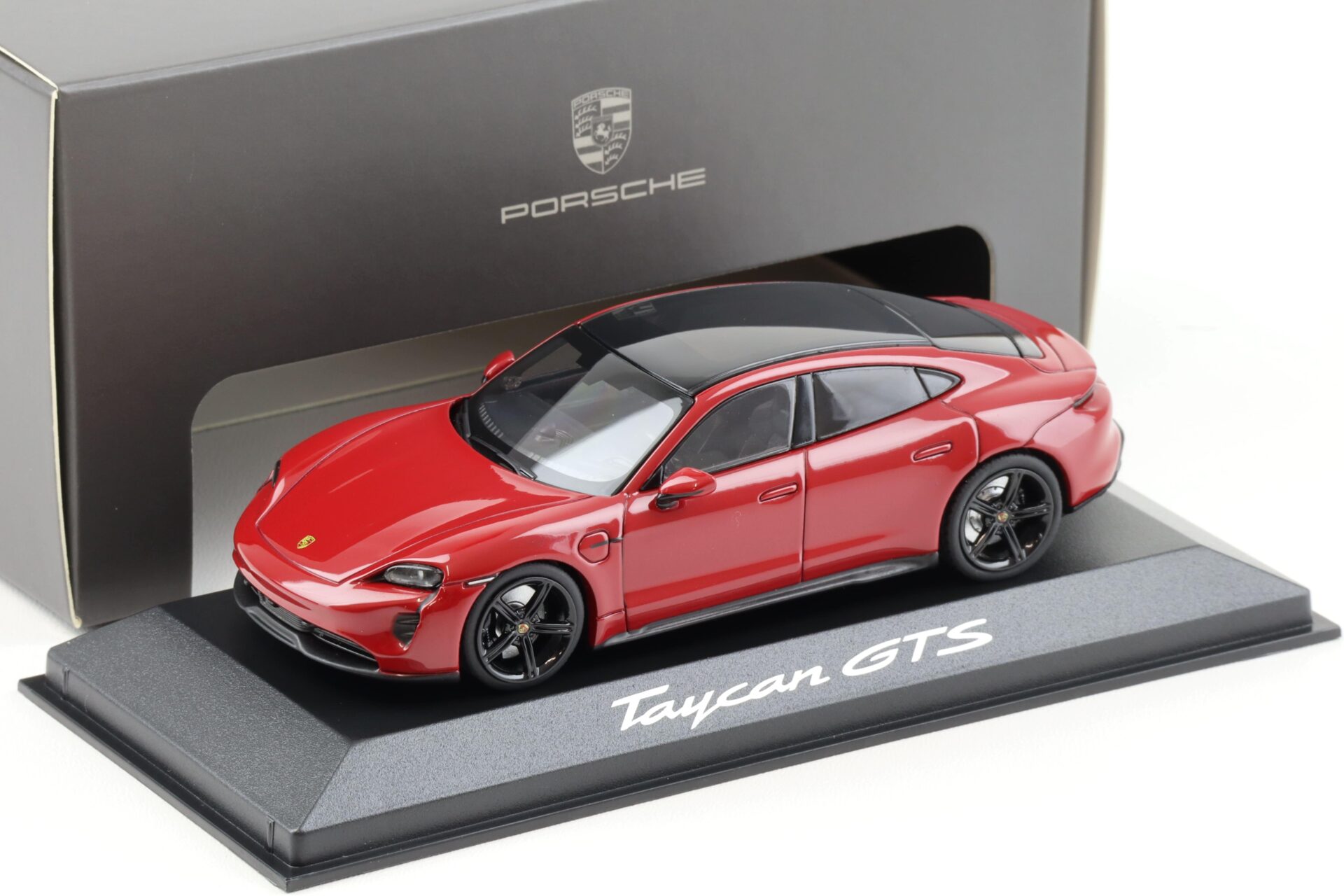 1:43 Minichamps Porsche Taycan GTS Karmin red 2022 WAP DEALER