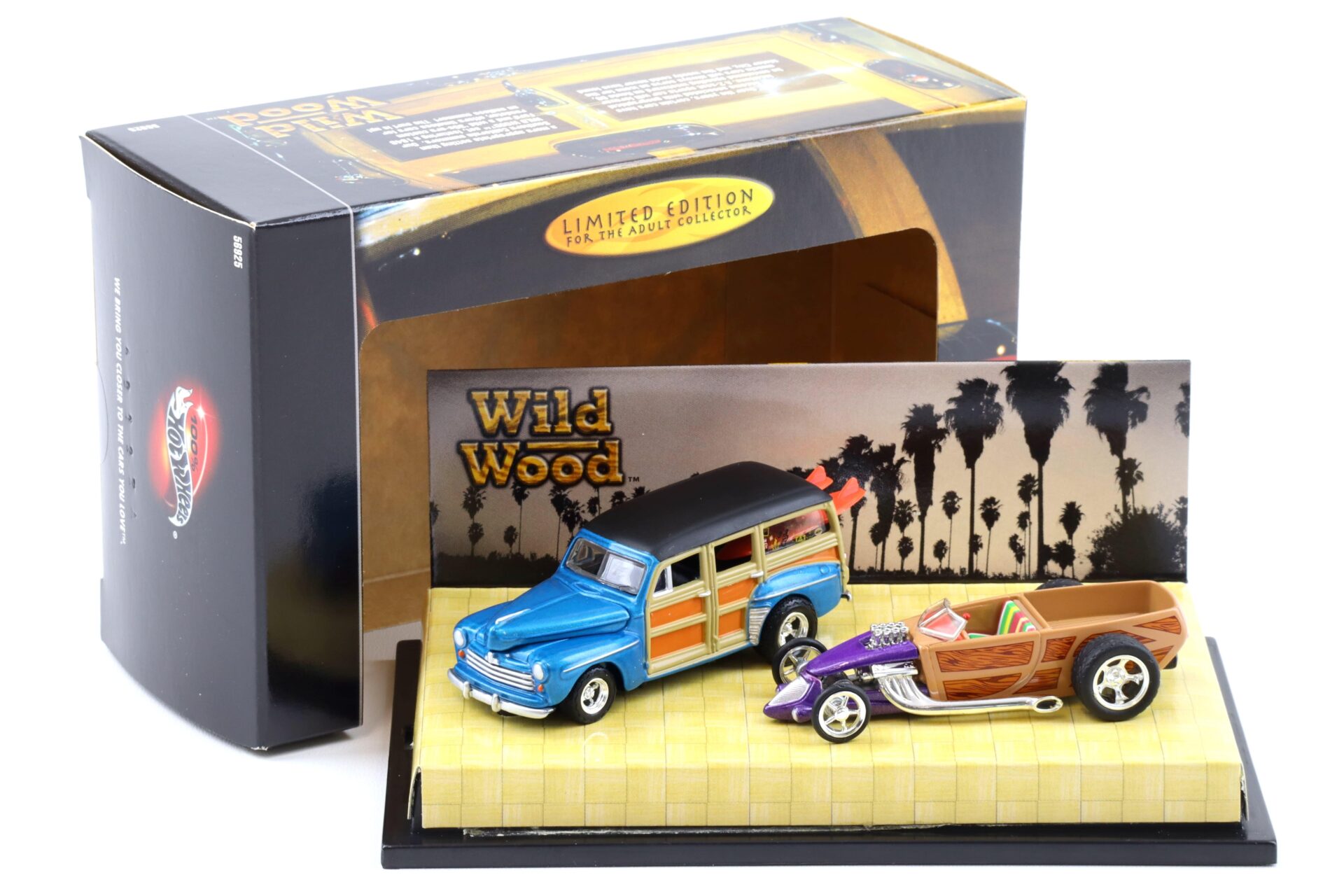 1:64 Hot Wheels 2002 Wild Wood 2-Car Set Diorama blue/ purple 56925