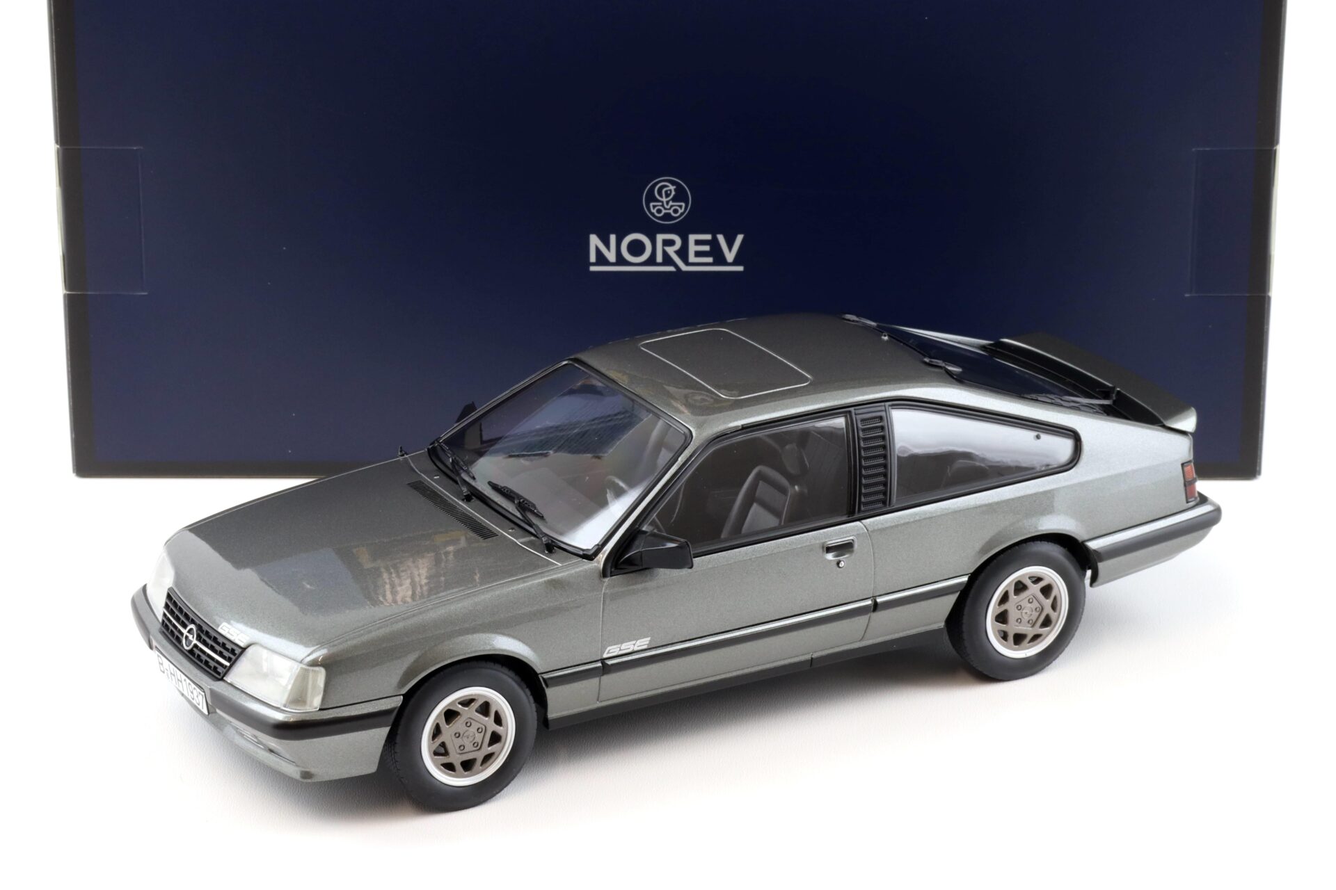 1:18 Norev Opel Monza GSE 1984 Anthracite metallic - Limited 200 pcs.