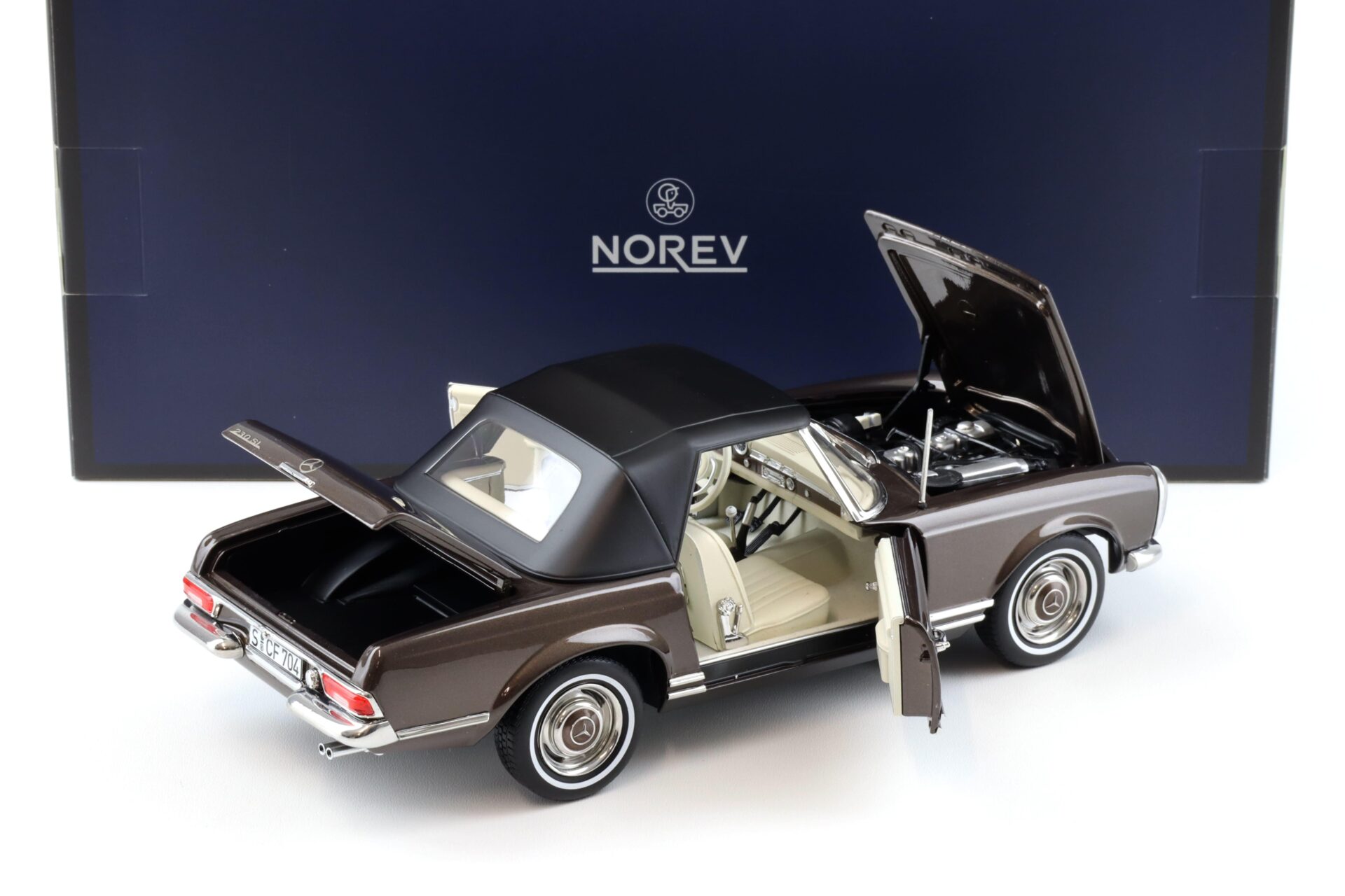 1:18 Norev Mercedes 230 SL Pagode W113 Bronce metallic 1963 with Top - Limited 300 pcs.