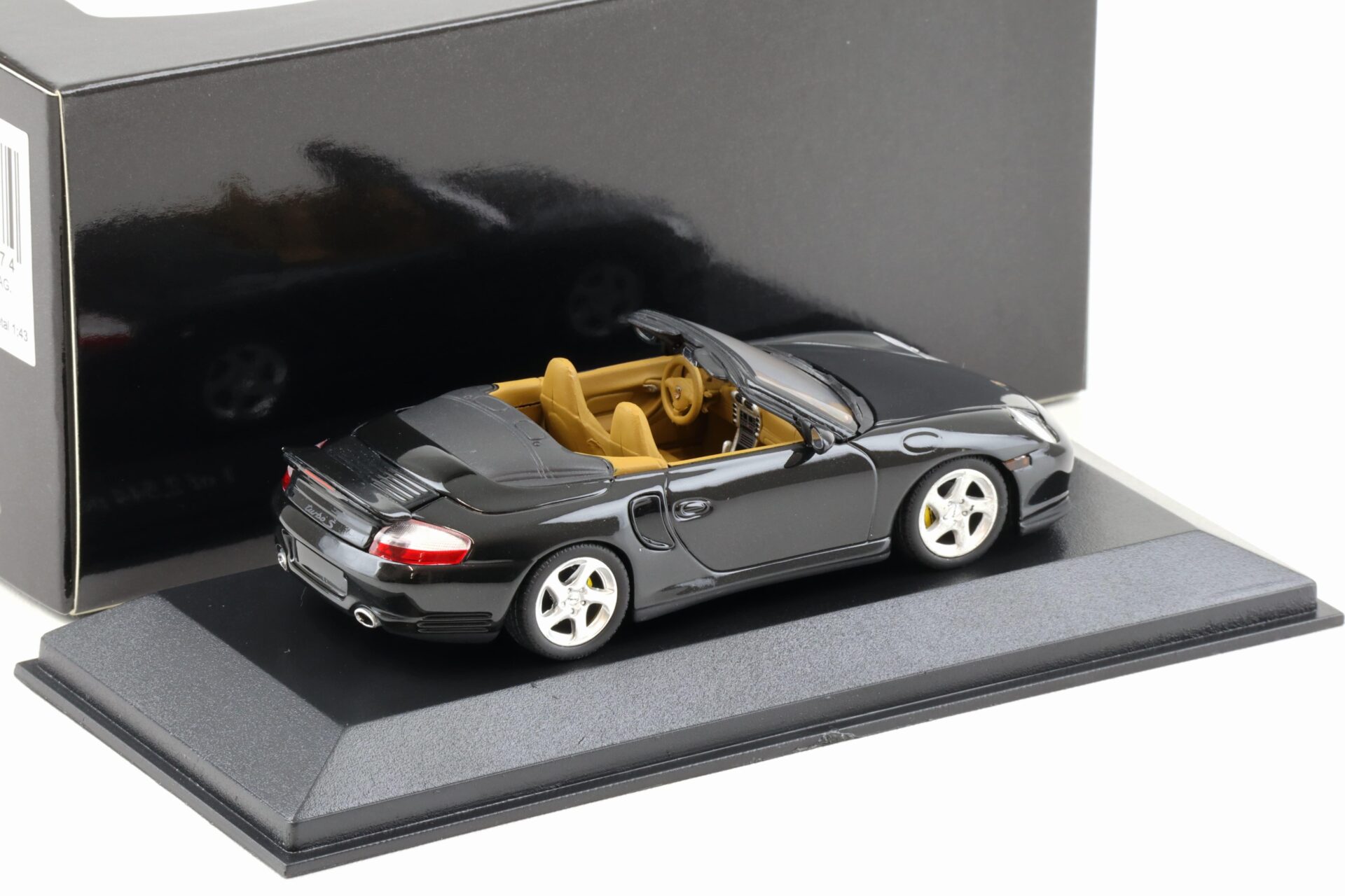 1:43 Minichamps Porsche 911 996 Turbo Cabriolet green metallic