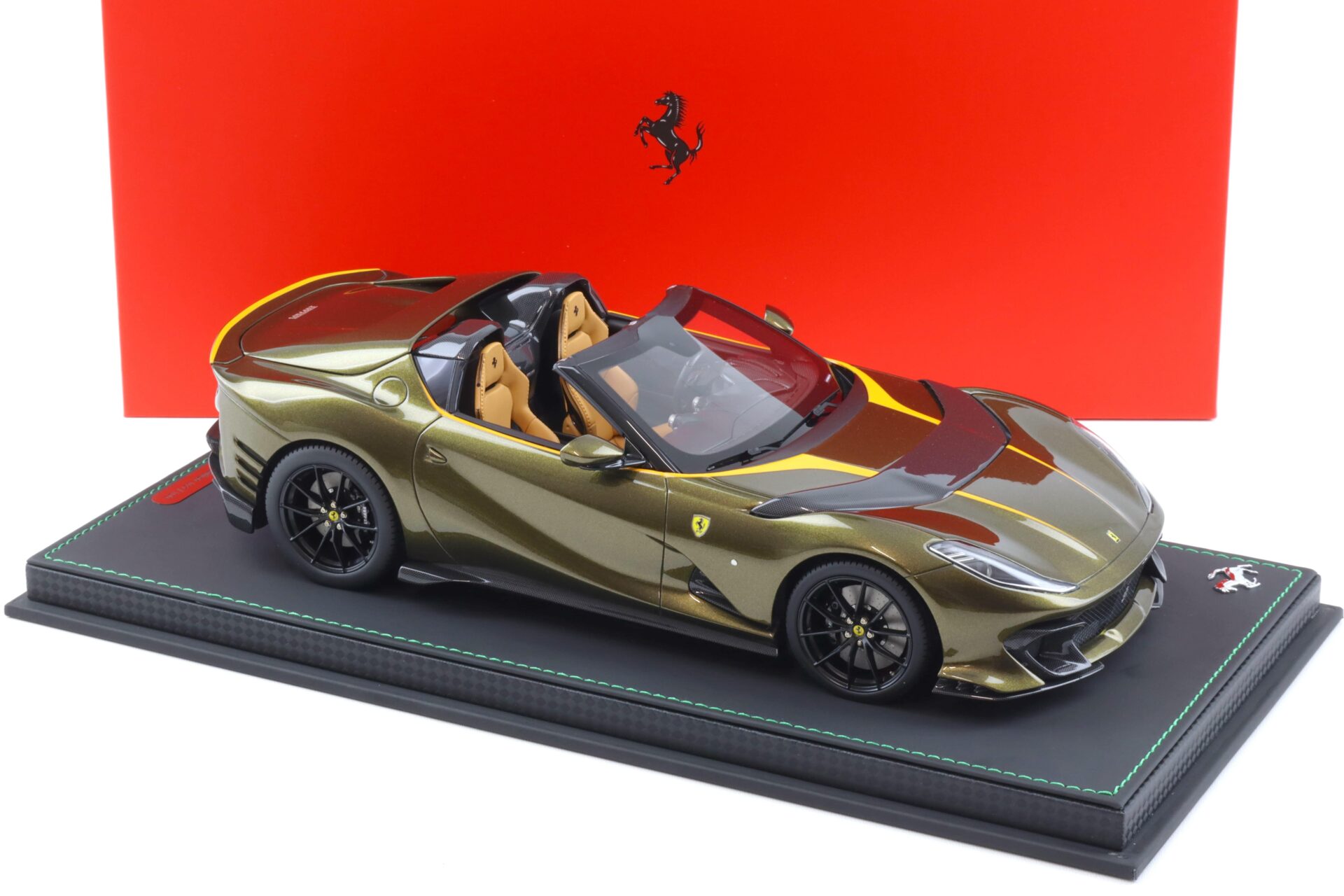 1:18 BBR Ferrari 812 Competizione A Aperta Verde Volterra green - Limited 100 pcs.