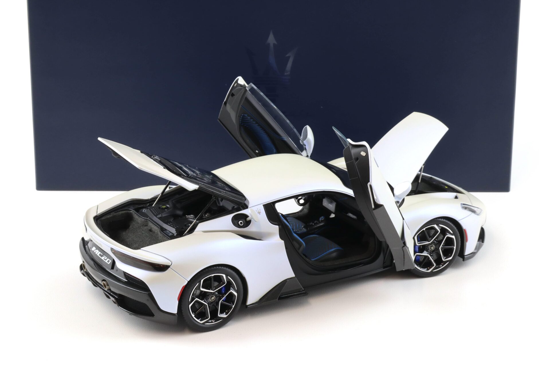 1:18 BBR Maserati MC20 Coupe 2020 Bianco Audace white Die-Cast HE180051ABF