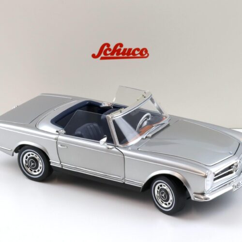 1:18 Schuco Mercedes 280 SL Pagode W113 with Hardtop silver/ blue interior