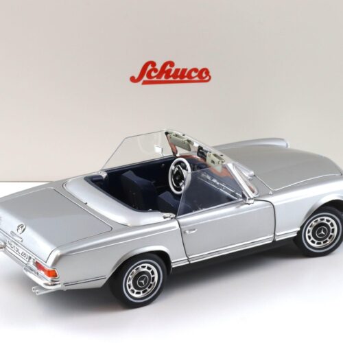1:18 Schuco Mercedes 280 SL Pagode W113 with Hardtop silver/ blue interior