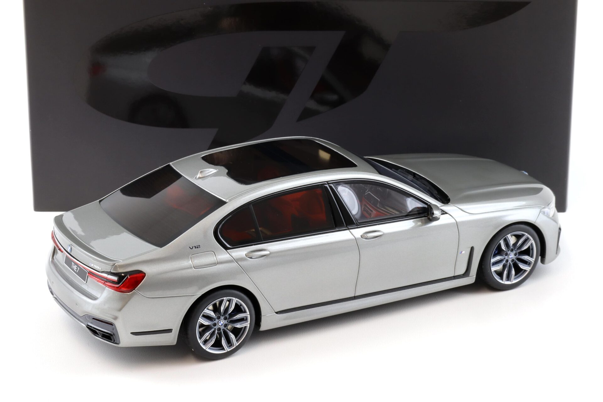1:18 GT Spirit GT478 BMW 7 Series G12 M760i V12 Final Edition Donington grey 2020