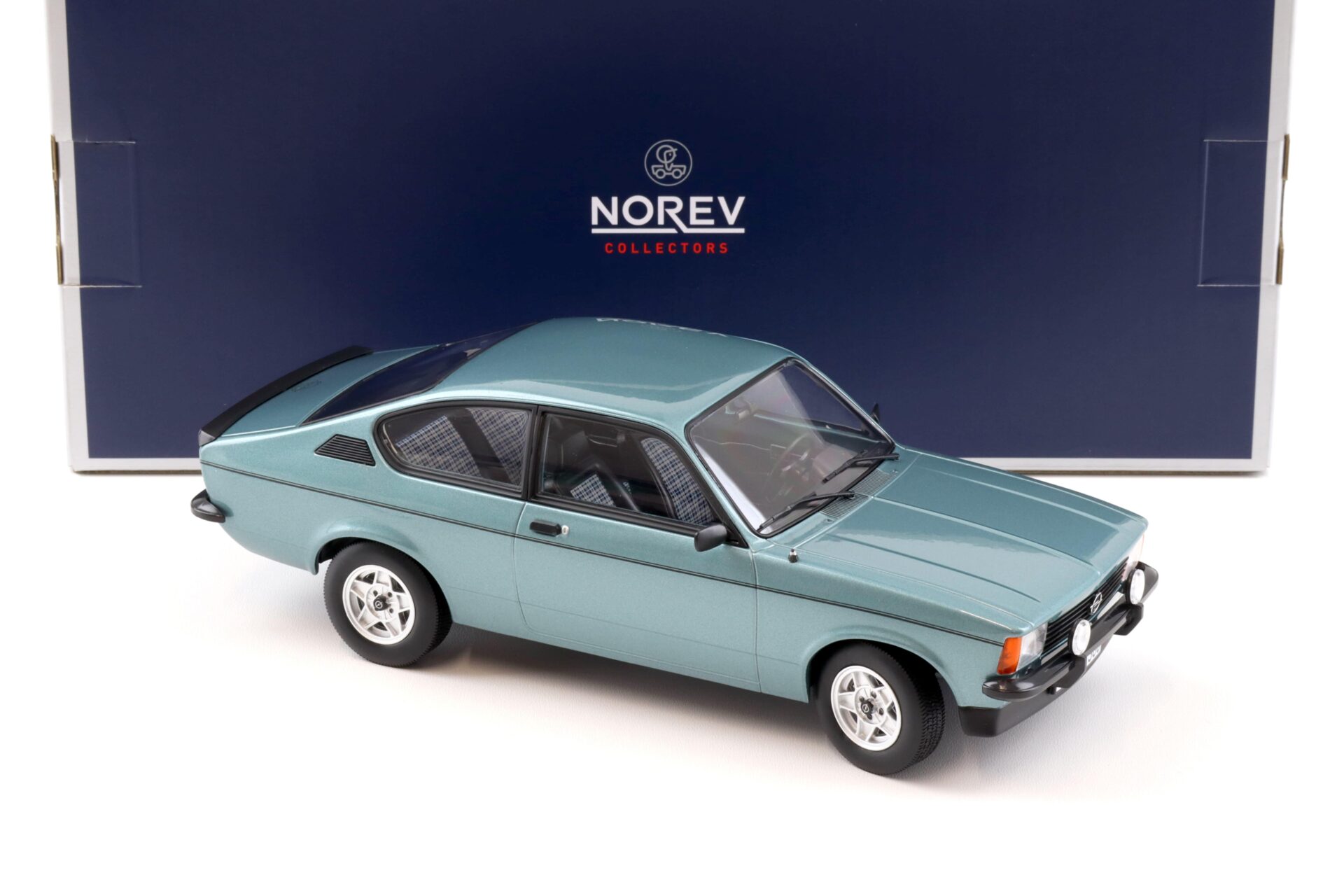 1:18 Norev Opel Kadett C Rallye 2.0E Winterfest 1978 turquoise metallic