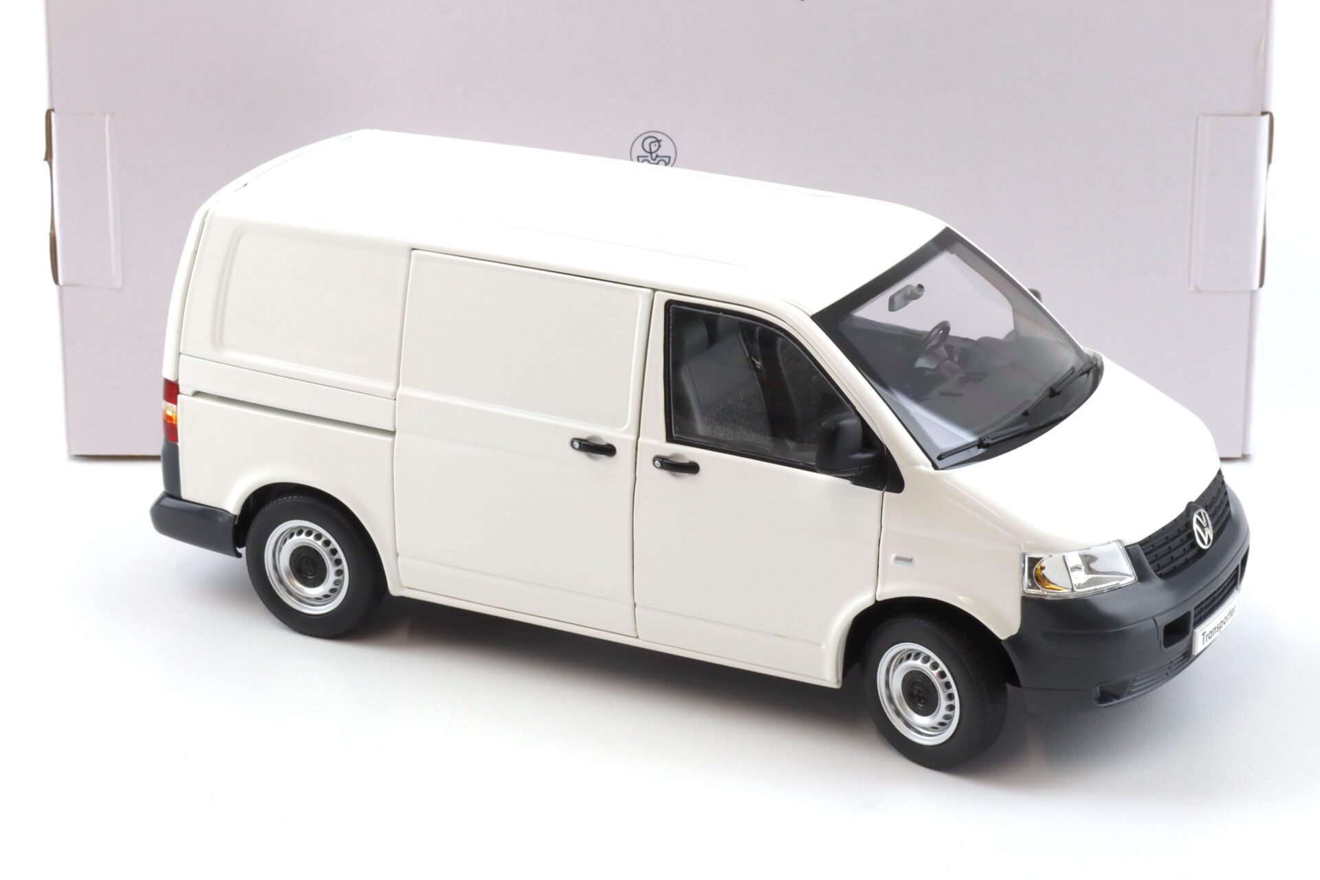 1:18 Norev VW T5 Transporter Kasten 2003 white - Limited 1000 pcs.