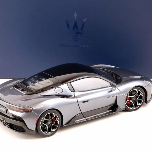 1:18 BBR Maserati MC20 Coupe 2020 Grigio Misterio/ Gloss black roof Die-Cast HE180051F
