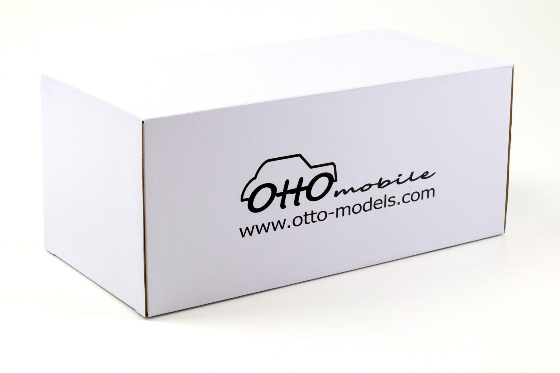 1:18 OTTO mobile OT466 Renault Express Van blanc Panda white 1985