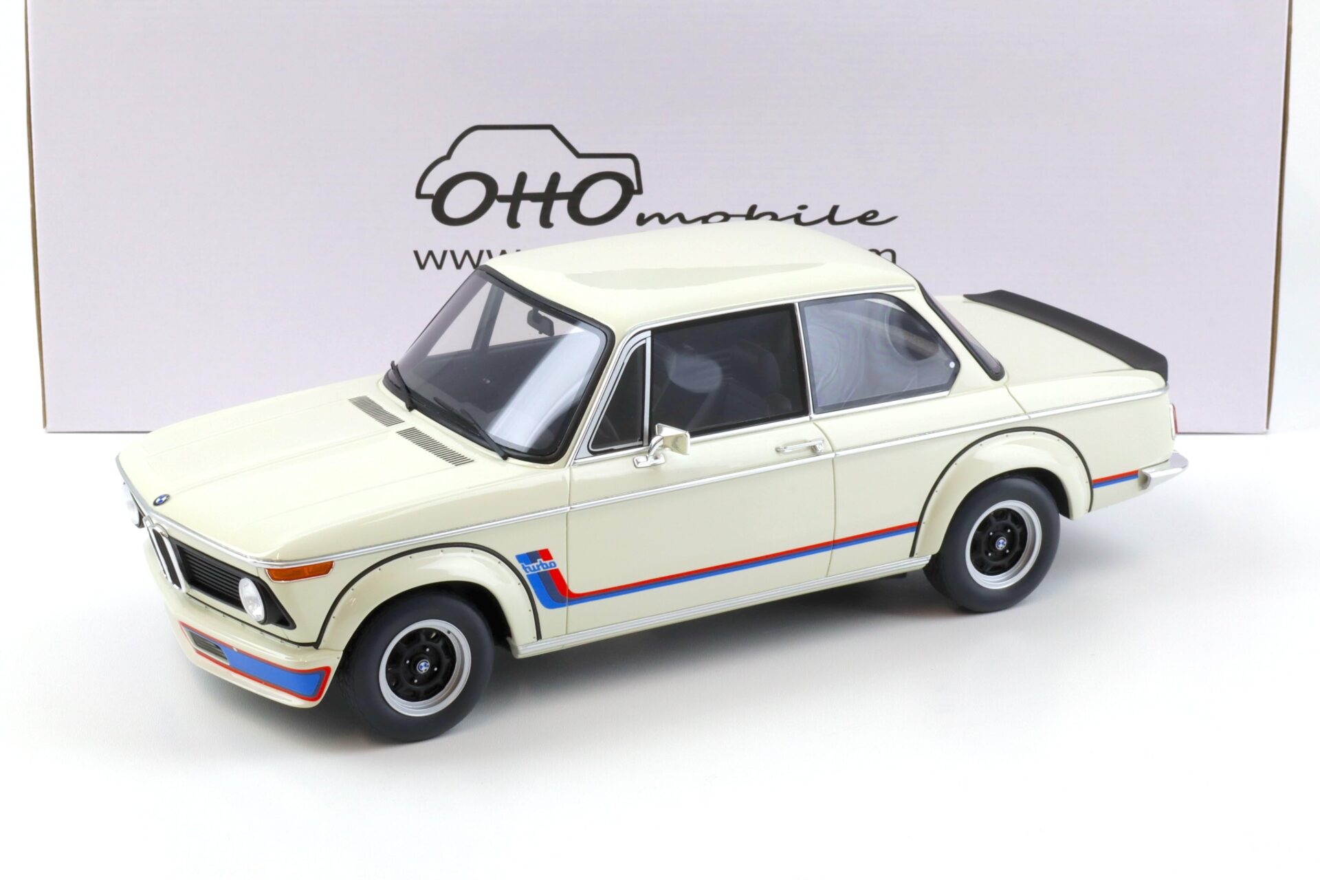 1:12 OTTO mobile G077 BMW 2002 Turbo Chamonix white 1974